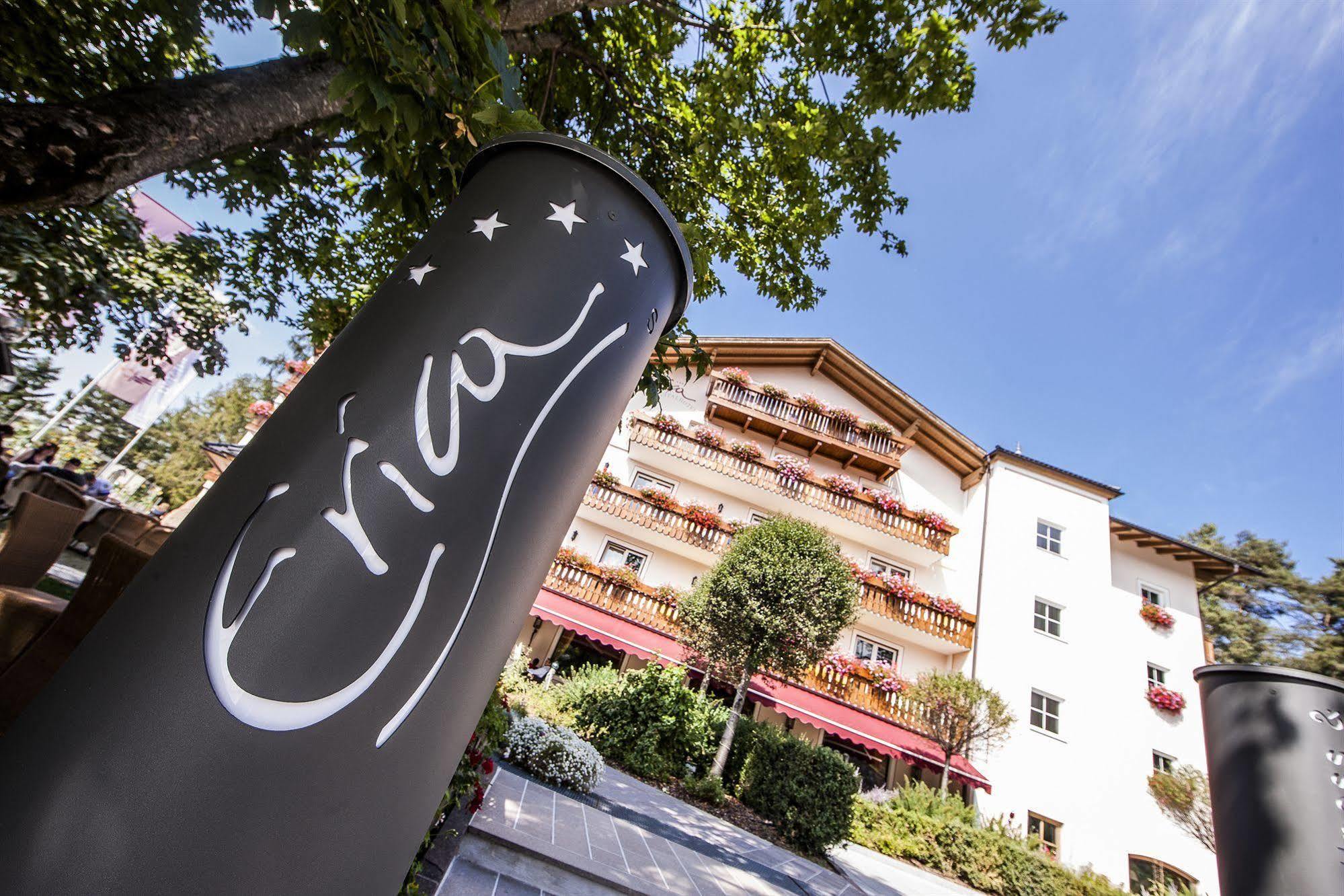 Wellnesshotel Erica Nova Ponente Extérieur photo